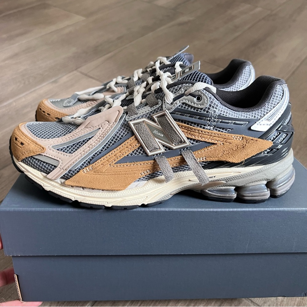 New Balance  1906A - Picture 4 of 9